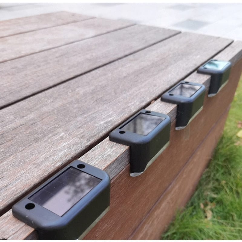 Luminar™ Solar Auto Light Up In The Dark Light